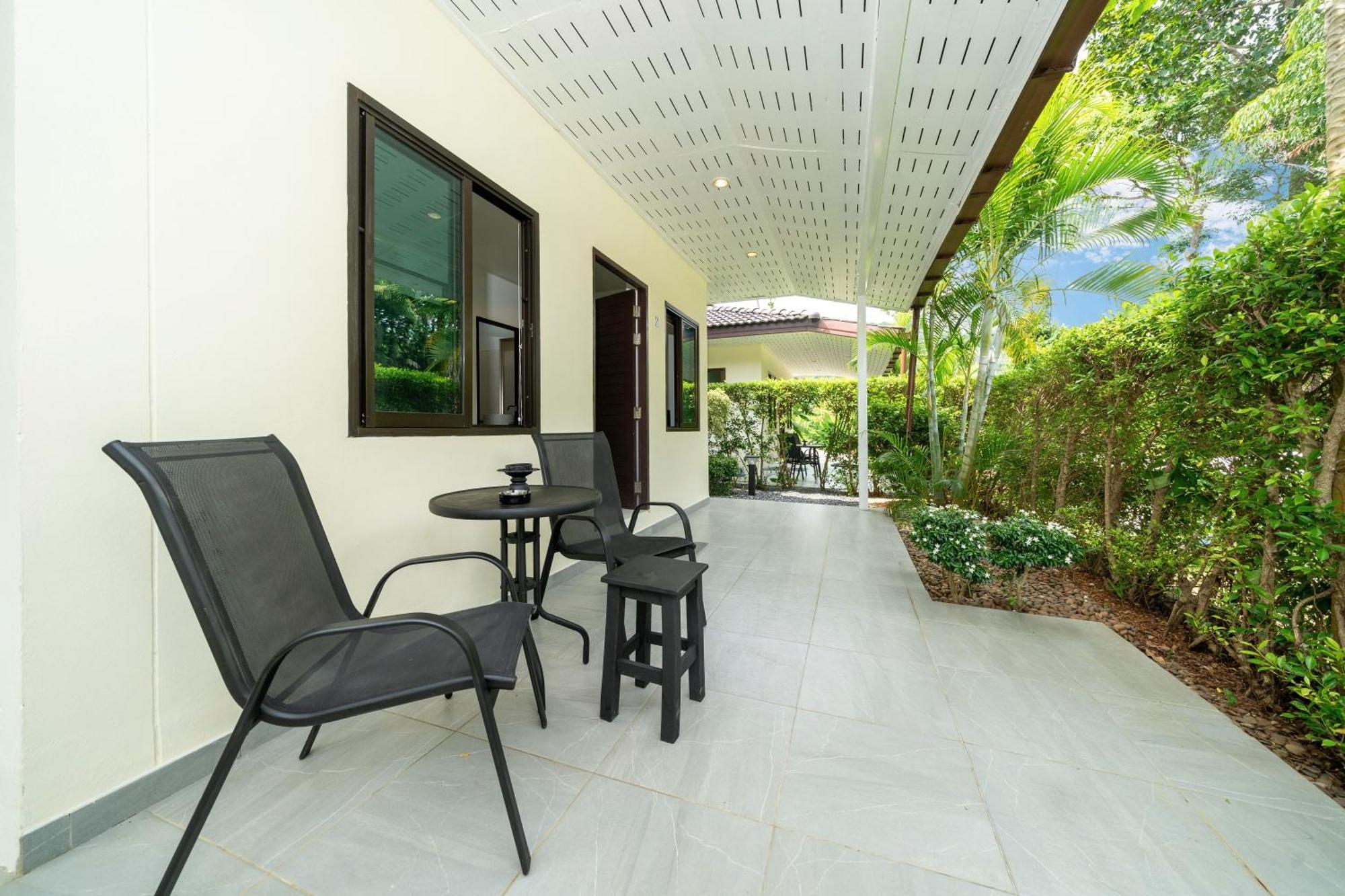 Oxavia Garden Oasis In Nai Harn - Your Private Tropical Garden With 3 Cabins And Jacuzzi Rawai Extérieur photo