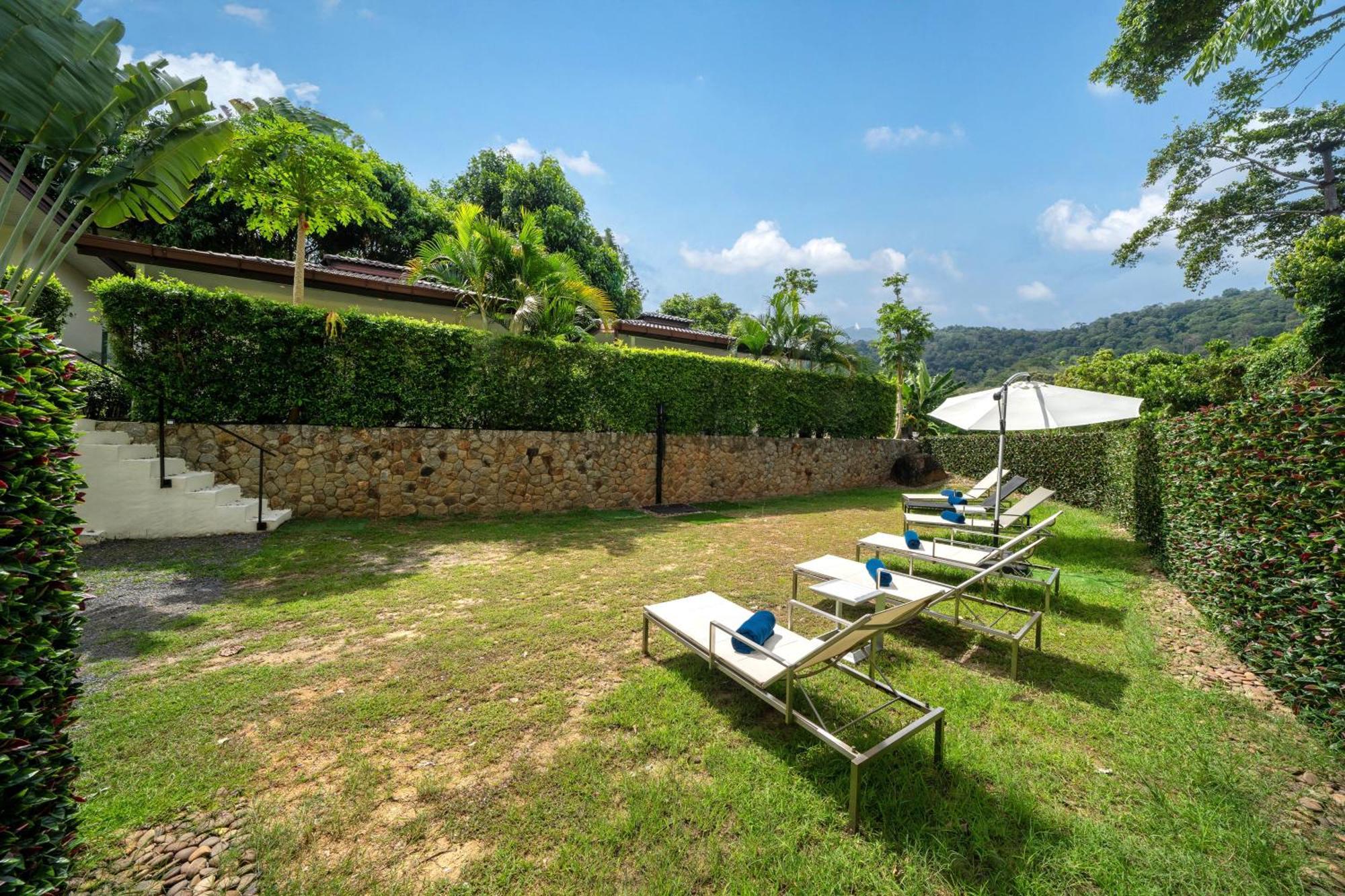 Oxavia Garden Oasis In Nai Harn - Your Private Tropical Garden With 3 Cabins And Jacuzzi Rawai Extérieur photo